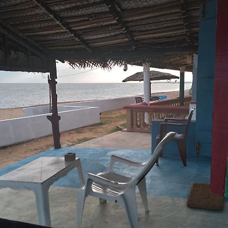 Happy Beach Cabana Хамбантота Экстерьер фото