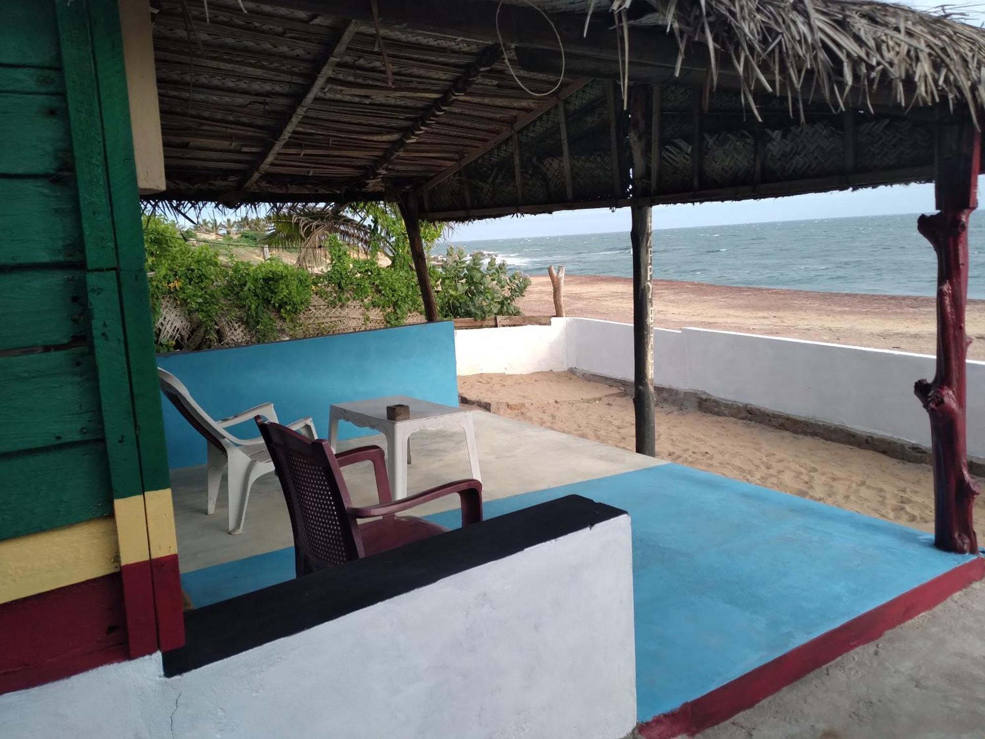 Happy Beach Cabana Хамбантота Экстерьер фото