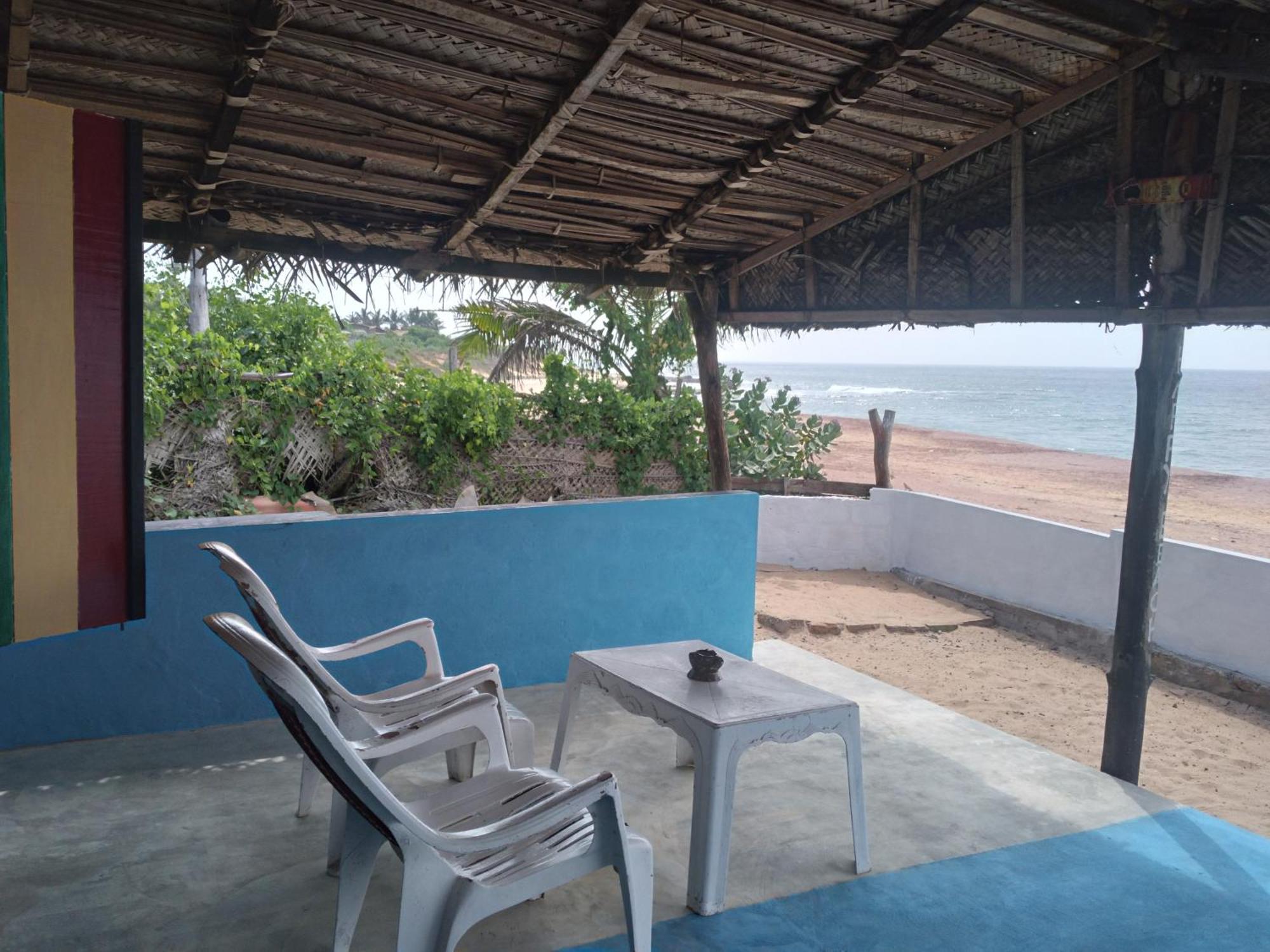 Happy Beach Cabana Хамбантота Экстерьер фото